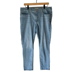 LEVIS 311 Shaping Skinny Stretch Jeans Women’s Size 32 light wash